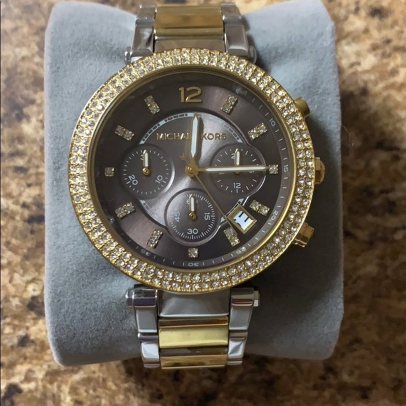 04-25-1.jpg 04-25-1.jpg