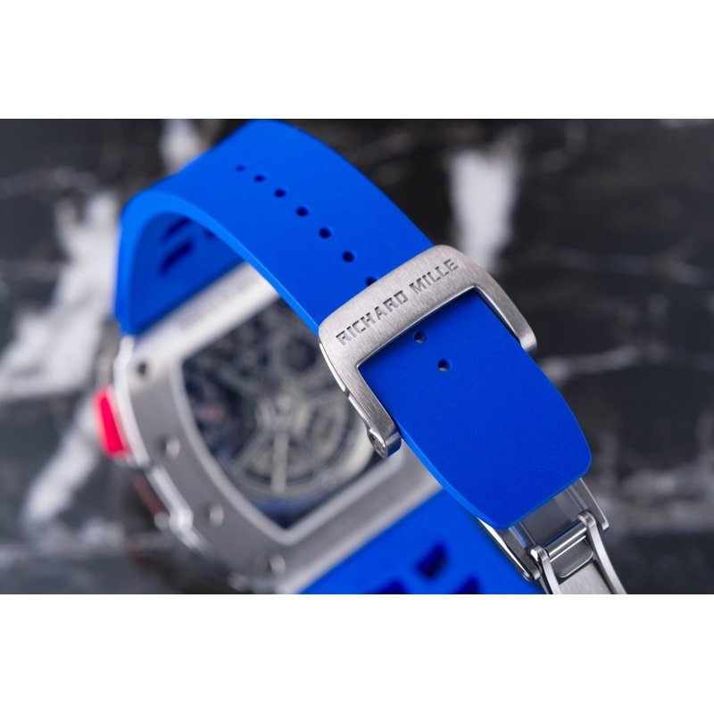 04-15-1.jpg 04-15-1.jpg